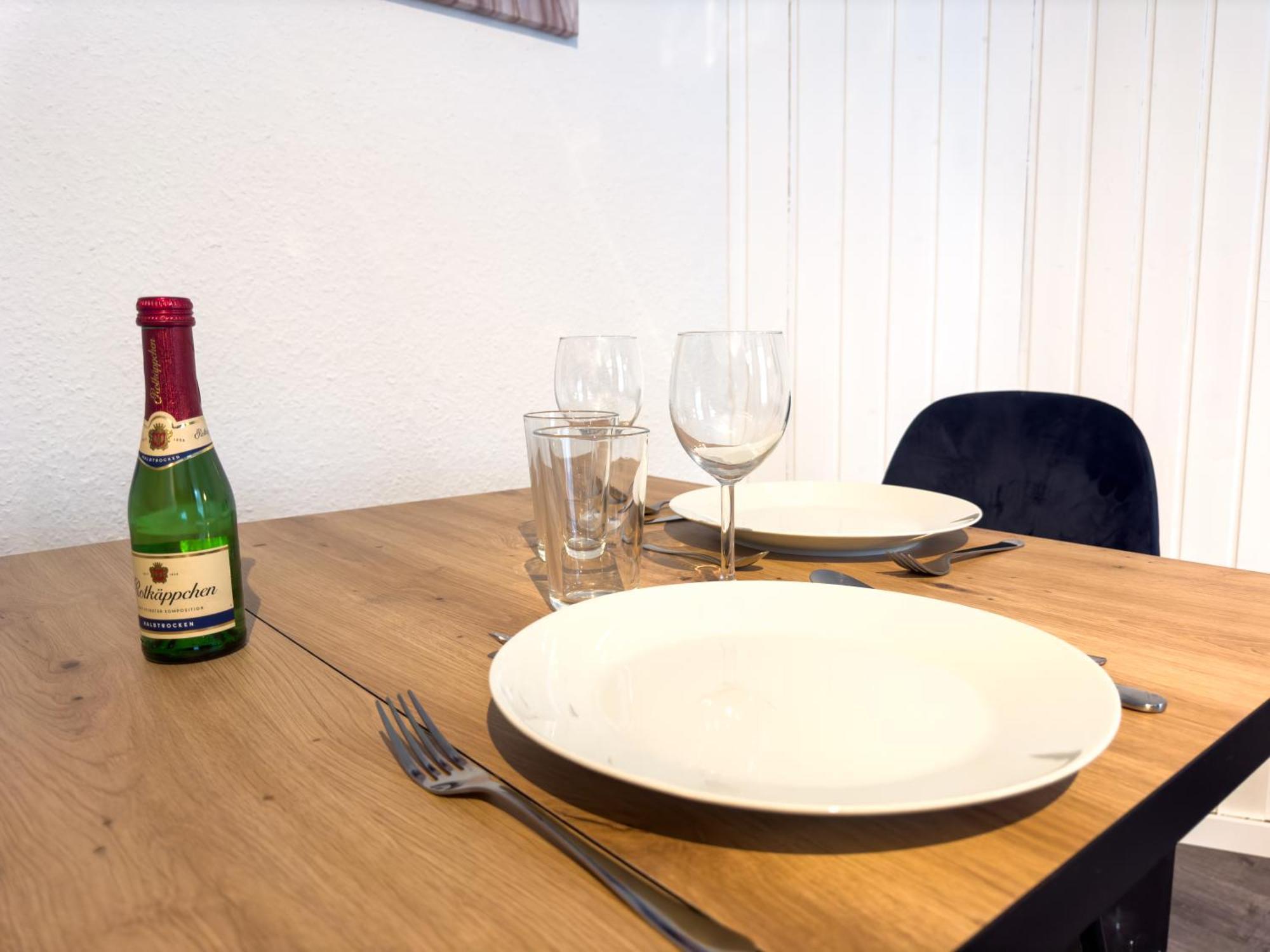 Schoene Wohnung Fuer 4 Gaeste An Der Eilenriede Mit Kostenlosen Parkplaetzen Hannover Eksteriør billede